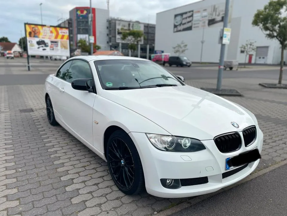 BMW 320I