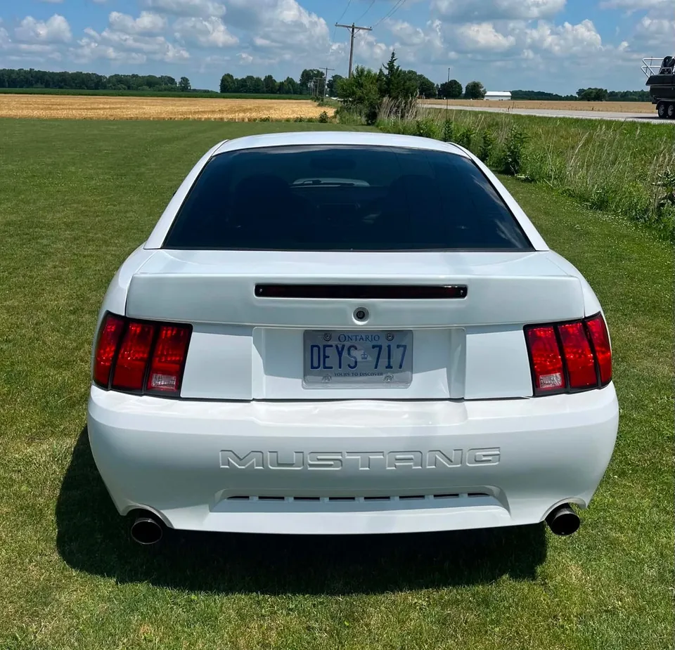 Ford Mustang Gt 2002 photo 4