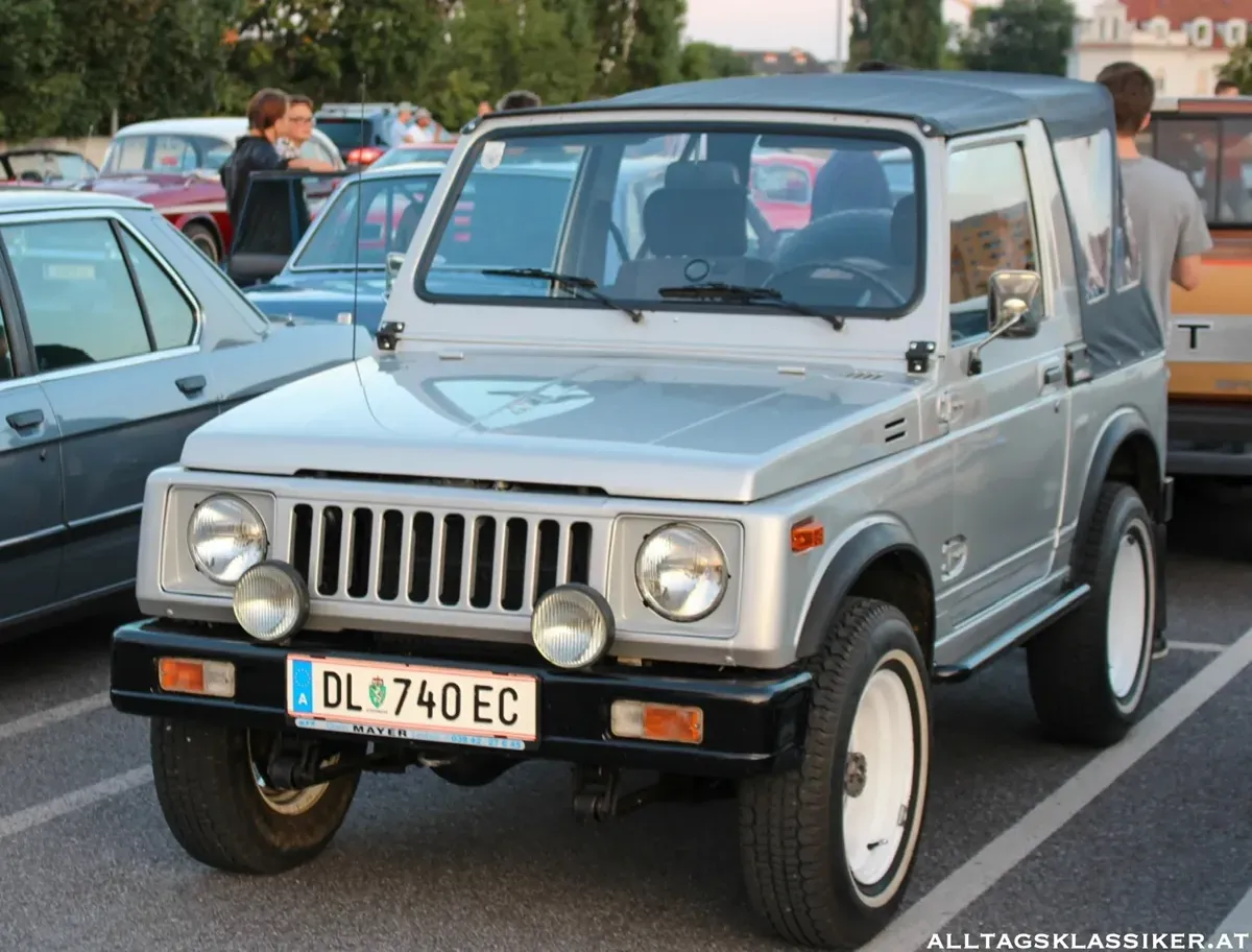Suzuki Sj 413