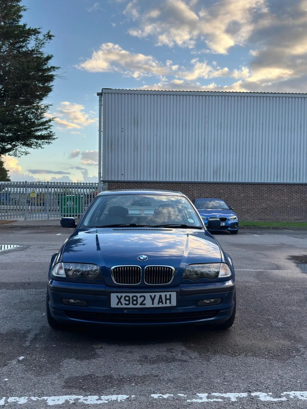 BMW 3 Series 2000 photo 2