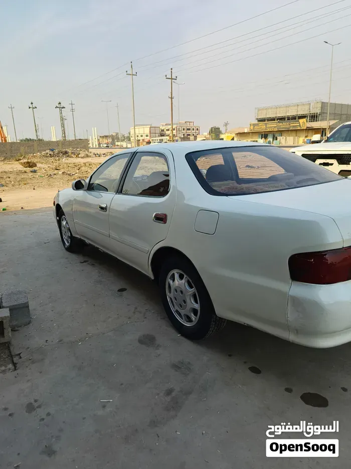 Toyota Crown 1994 photo 3