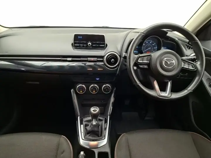 Mazda Mazda2 2020 photo 3