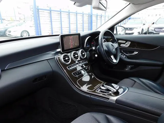 Mercedes-Benz C220D 2017 photo 4
