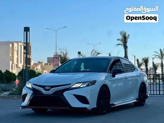 Toyota Camry 2023 photo 3