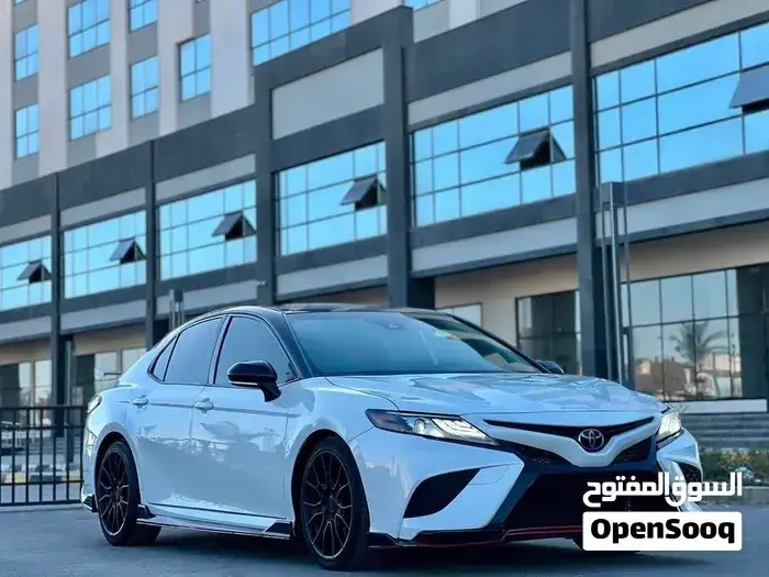 Toyota Camry 2023 photo 2