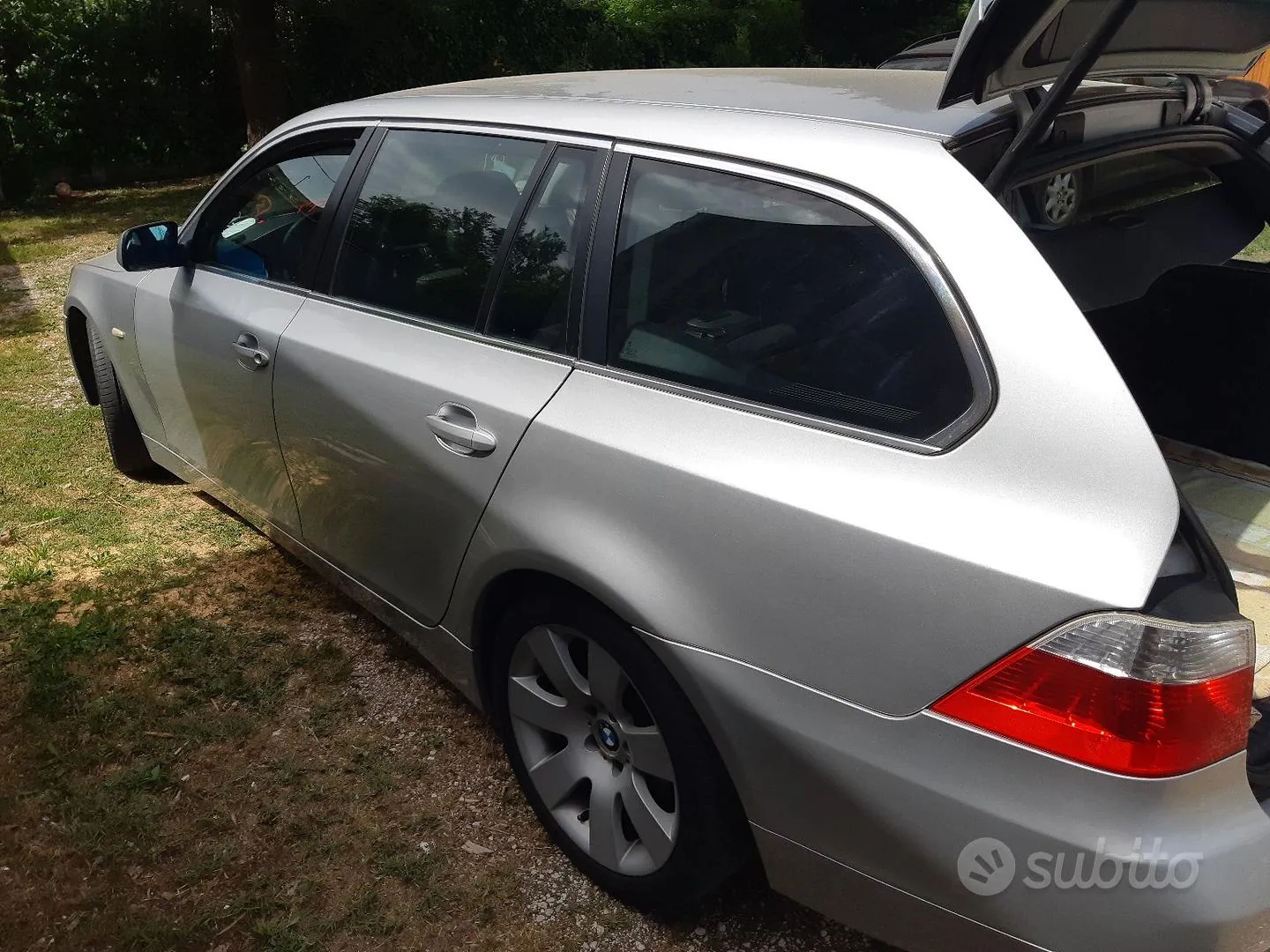 BMW 525D 2006 photo 2