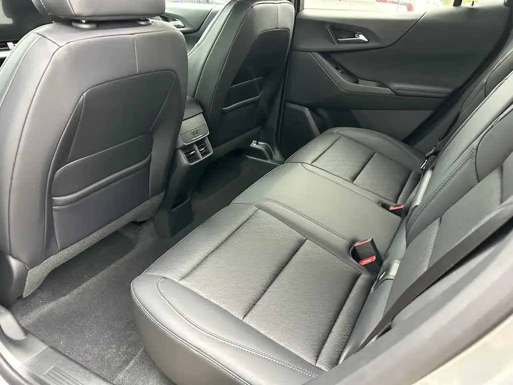 Chevrolet Equinox 2027 photo 5