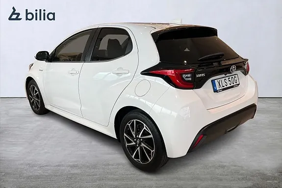 Toyota Yaris 2021 photo 2