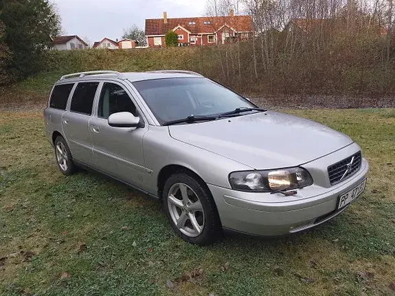 Volvo V70 2003 photo 2