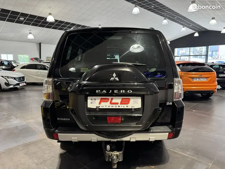 Mitsubishi Pajero 2015 photo 5