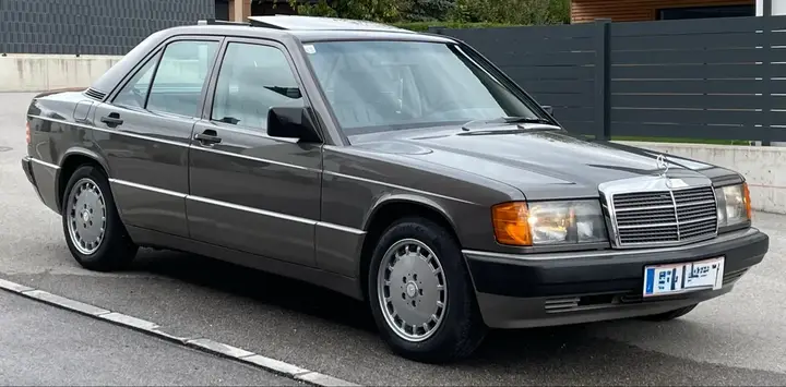 Mercedes-Benz 190