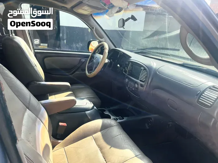 Toyota Sequoia 2006 photo 3