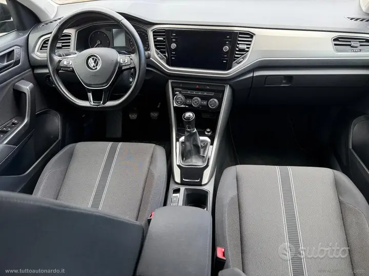 Volkswagen T-Roc 2021 photo 4