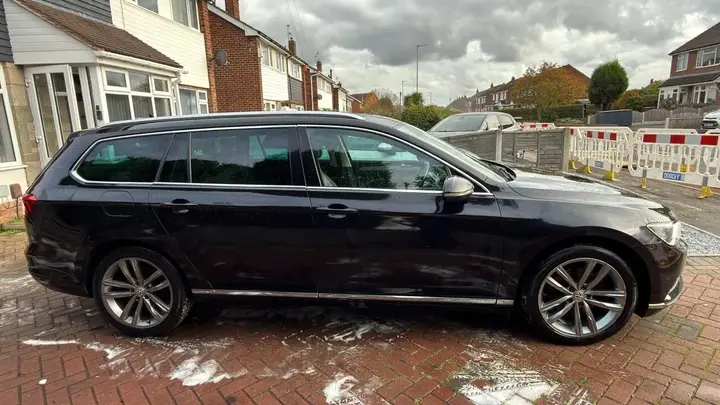 Volkswagen Passat 2017 photo 2
