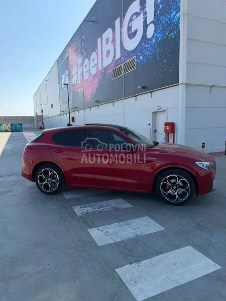 Alfa Romeo Stelvio 2022 photo 4