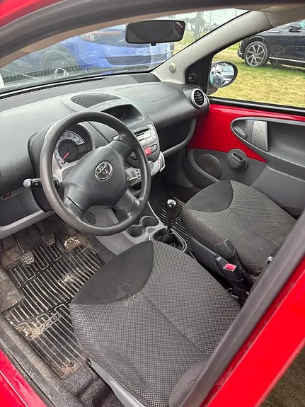 Toyota Aygo 2011 photo 4