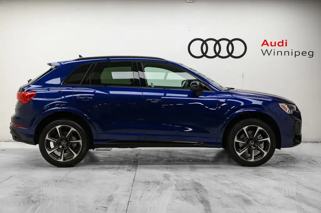 Audi Q3 2025 photo 3
