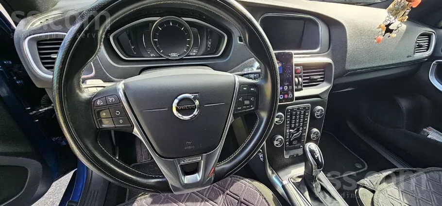 Volvo V40 2018 photo 2