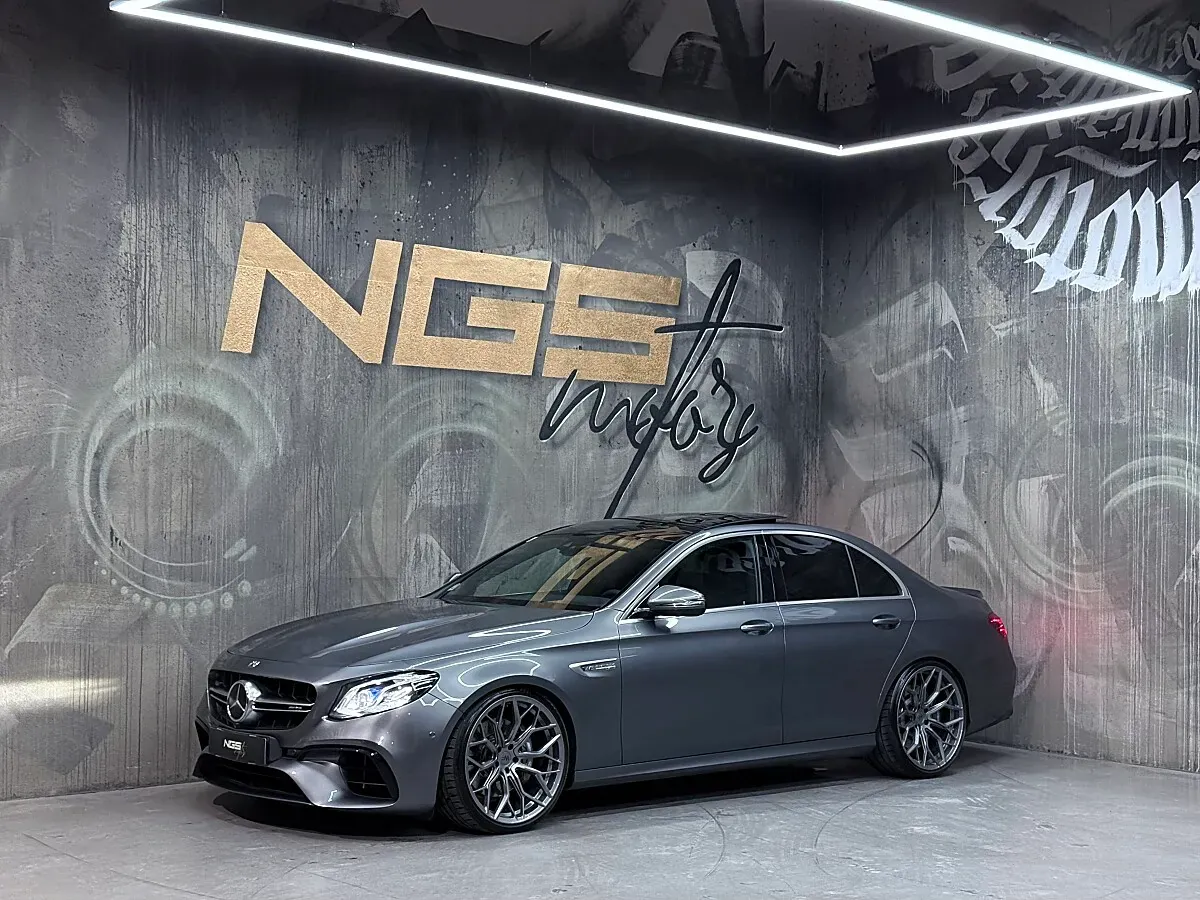 Mercedes-Benz E-Class 2017 photo 2