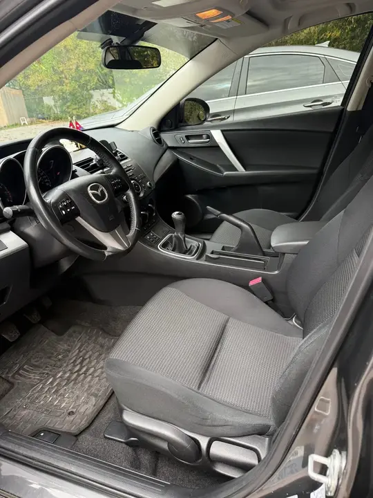 Mazda Mazda3 Sport 2012 photo 5