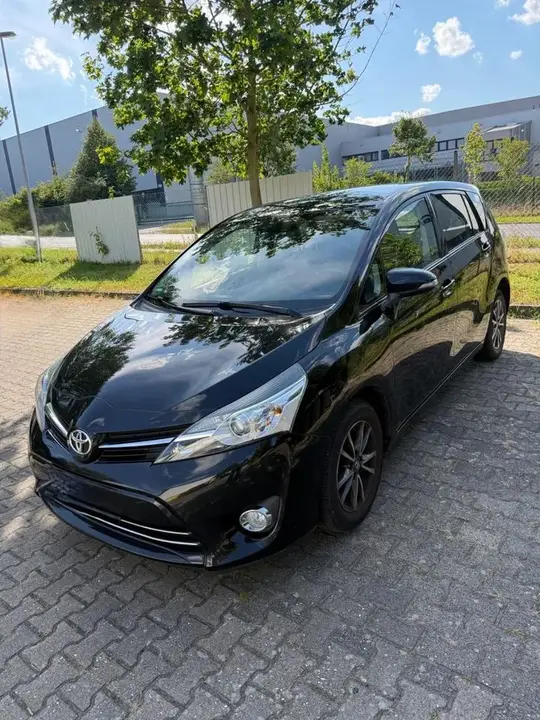 Toyota Verso