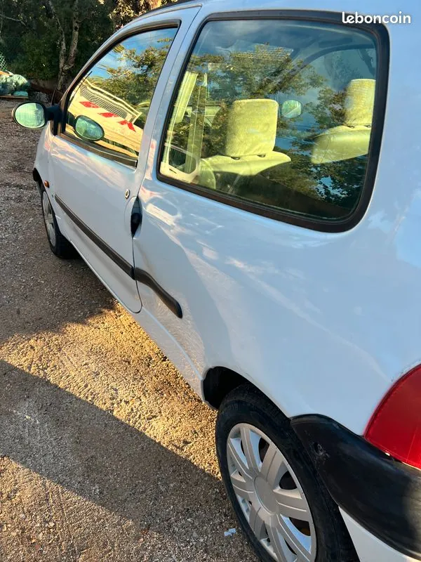 Renault Twingo 1999 photo 3