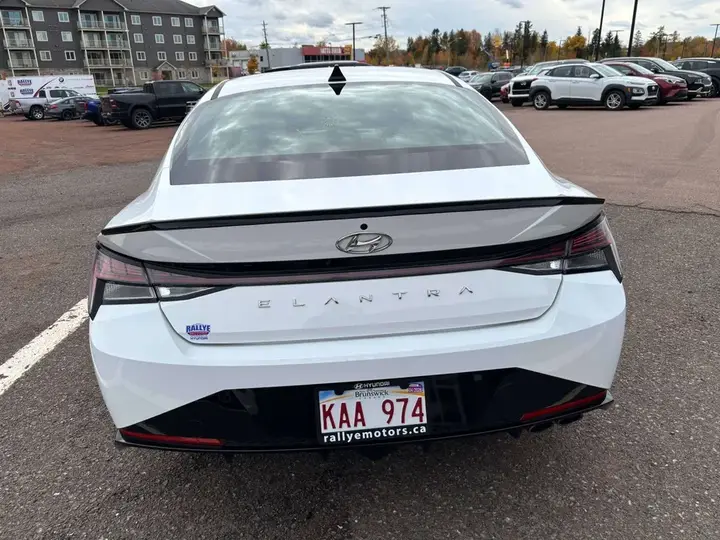Hyundai Elantra 2022 photo 4