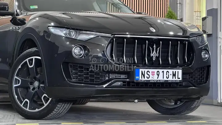 Maserati Levante 2016 photo 2