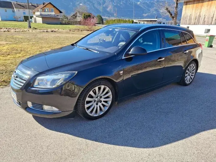 Opel Insignia 2011 photo 2