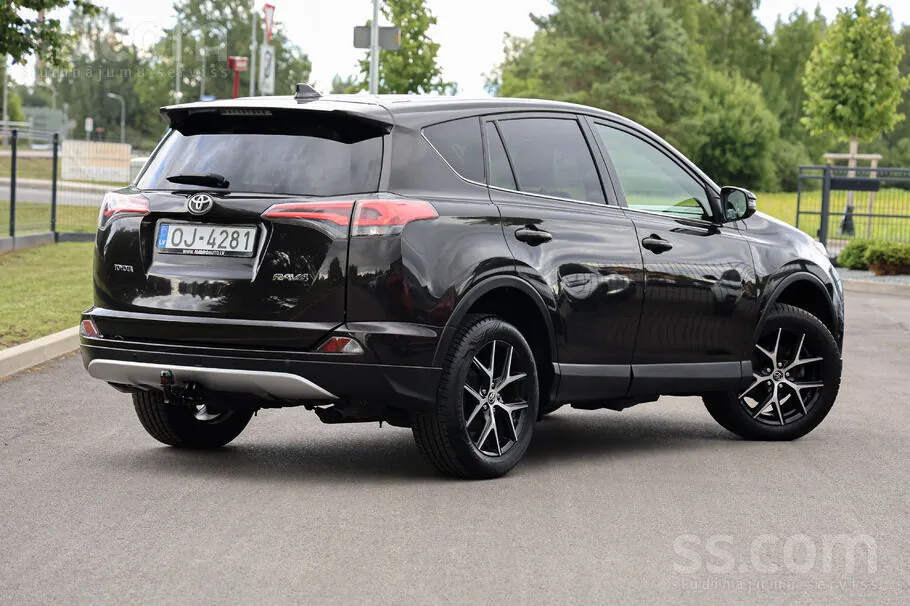 Toyota Rav4 2016 photo 4