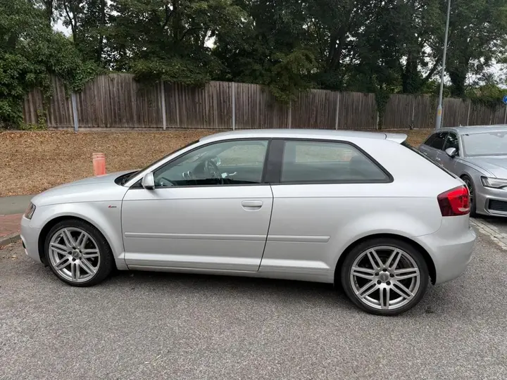 Audi A3 2012 photo 3