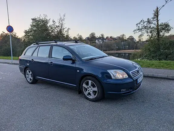 Toyota Avensis 2006 photo 4
