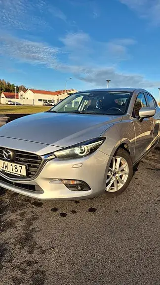 Mazda 3 2017 photo 2