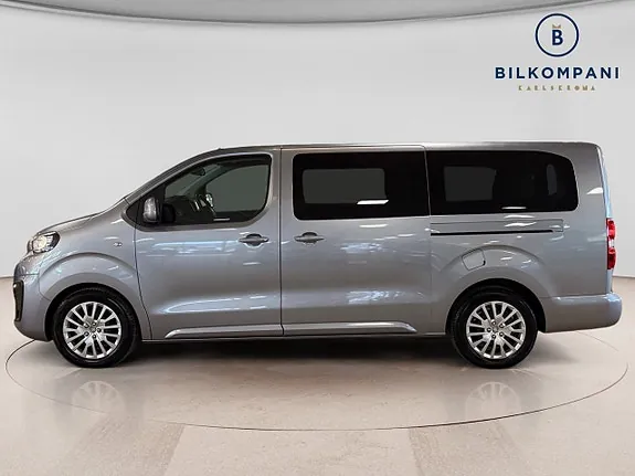 Peugeot Traveller 2021 photo 2