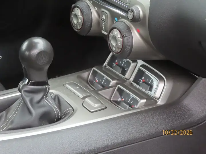 Chevrolet Camaro 2010 photo 5