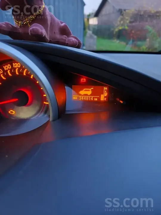 Toyota Verso 2011 photo 4