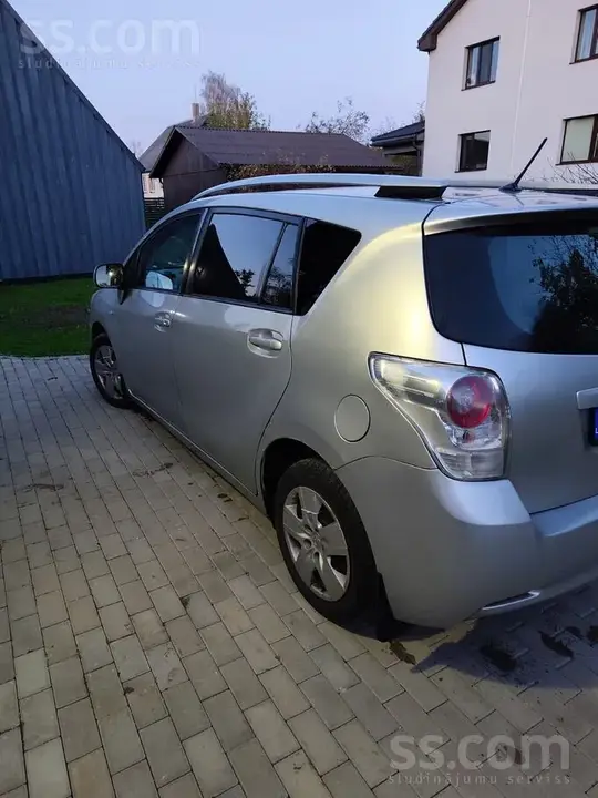 Toyota Verso 2011 photo 5