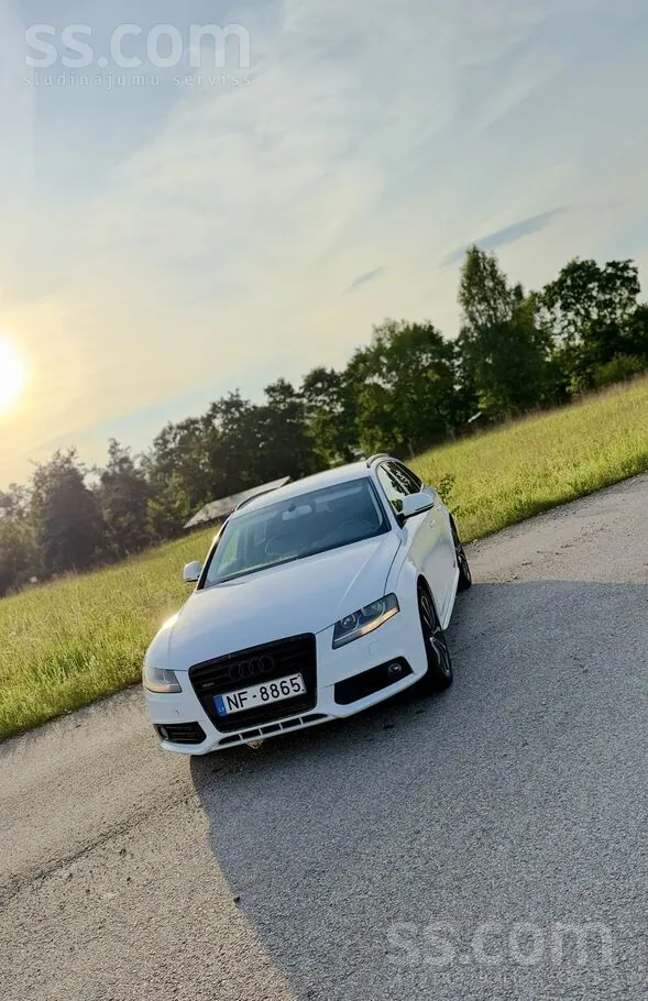 Audi A4 2009 photo 4