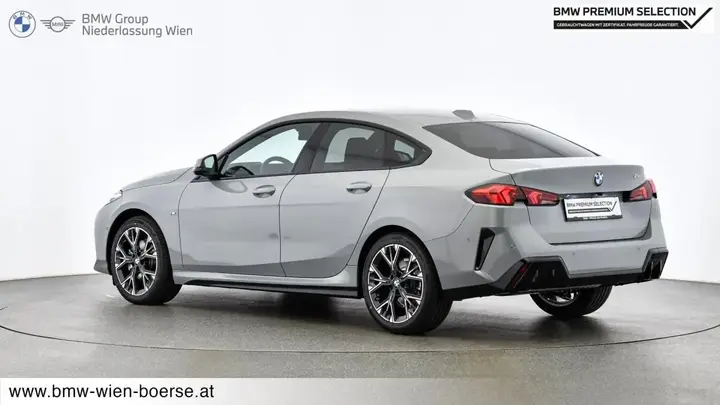 BMW 2 Series 2025 photo 2