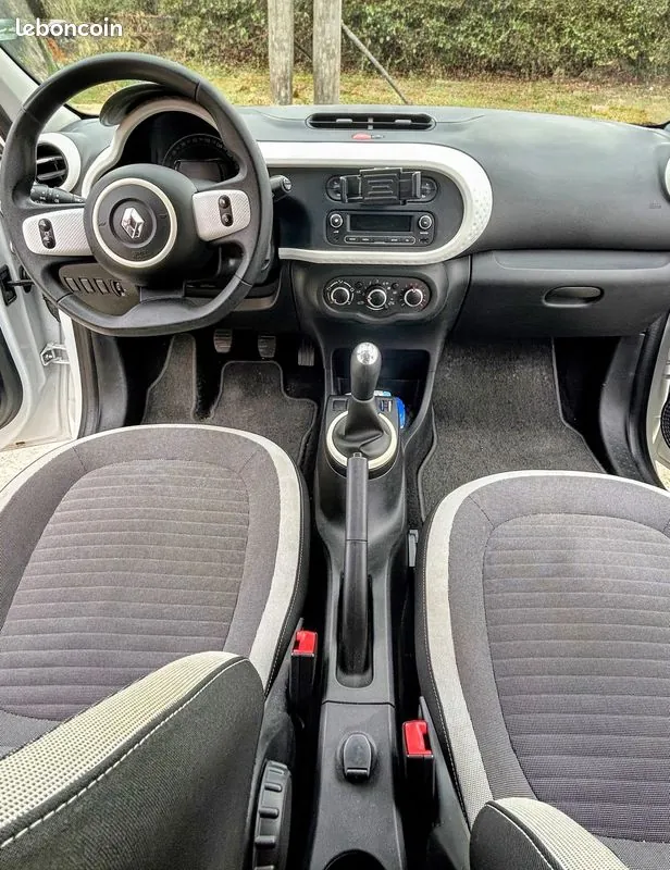 Renault Twingo 2017 photo 2