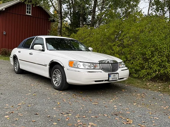 Lincoln Town Car