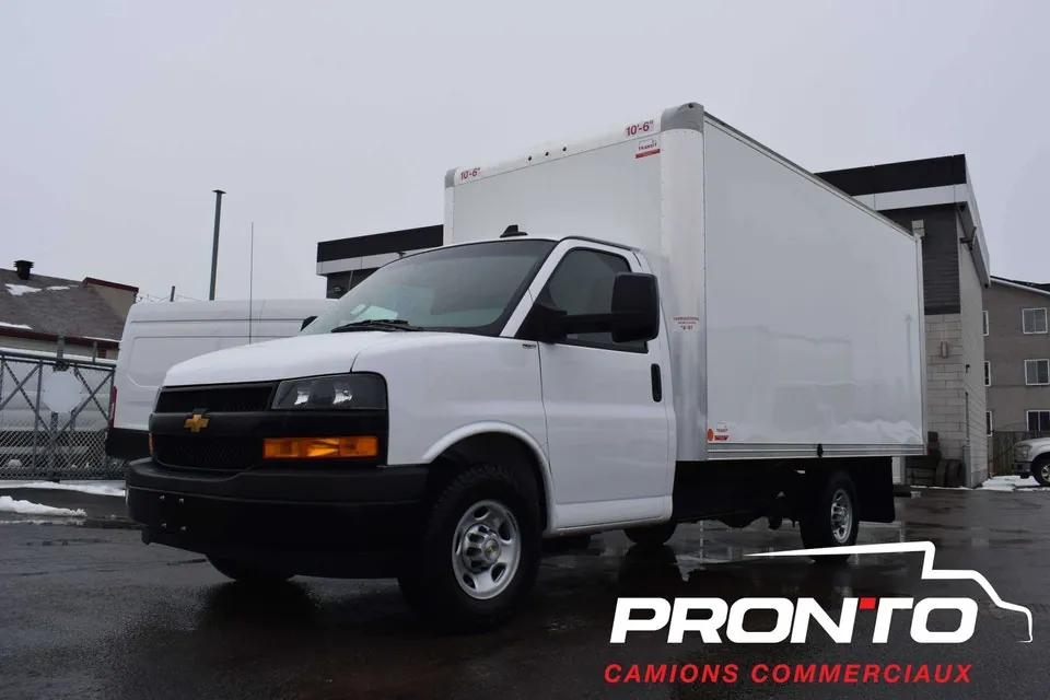 GMC Savana