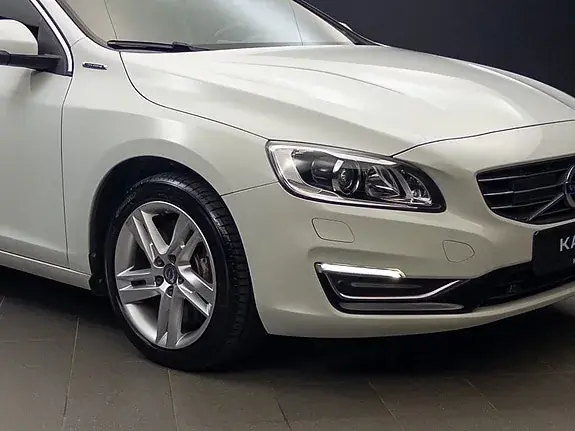 Volvo V60 2016 photo 3