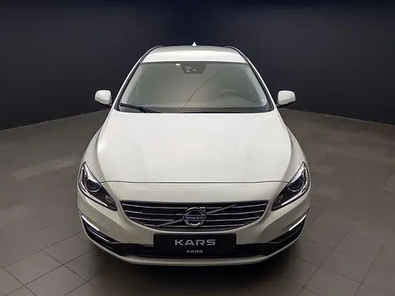 Volvo V60 2016 photo 4