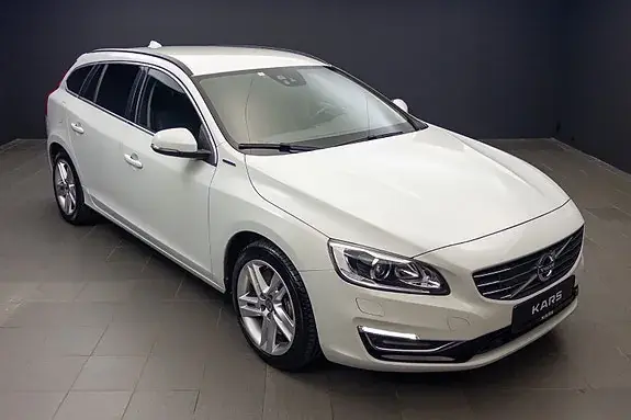 Volvo V60 2016 photo 2
