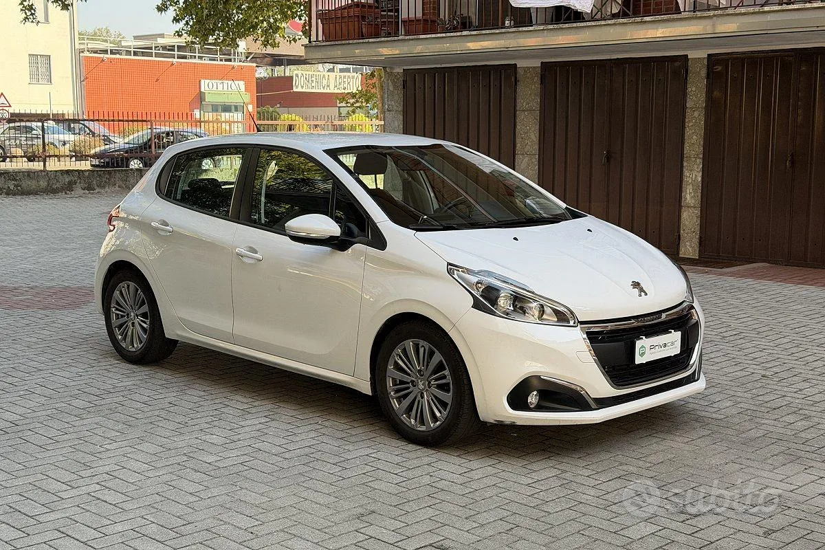 Peugeot 208 2016 photo 4