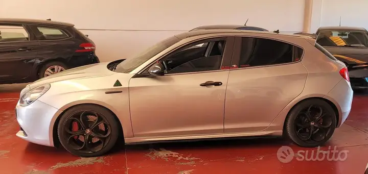 Alfa Romeo Giulietta 2012 photo 3