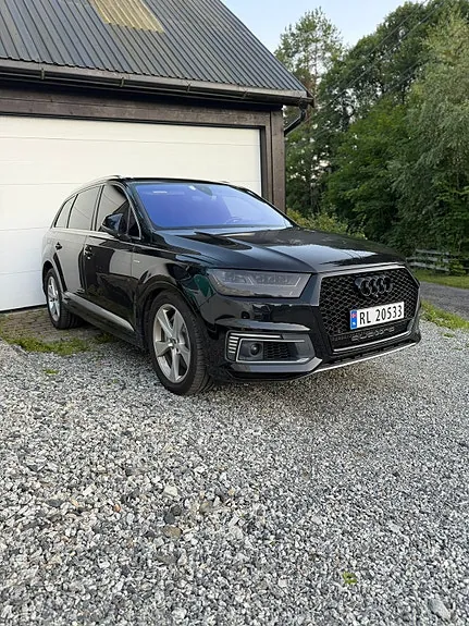 Audi Q7 2017 photo 2