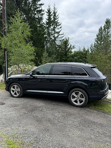 Audi Q7 2017 photo 4