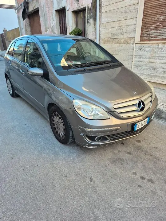Mercedes-Benz B-Class 2007 photo 2